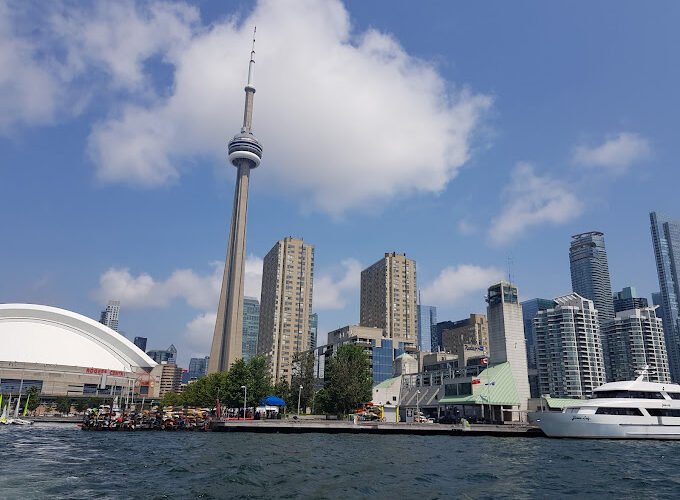 Tourist attraction, Event venue, Communications tower